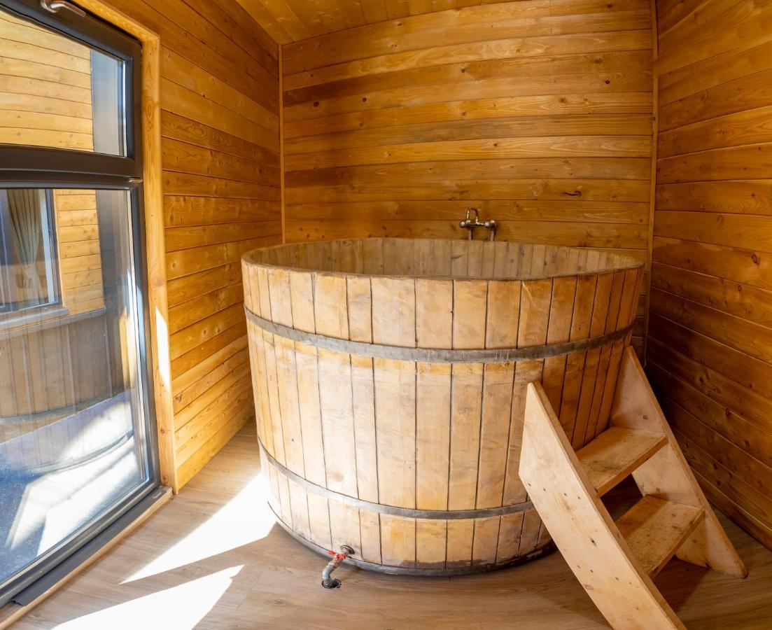 Bed and Breakfast Casa Izvorul Negru Мойсей Экстерьер фото