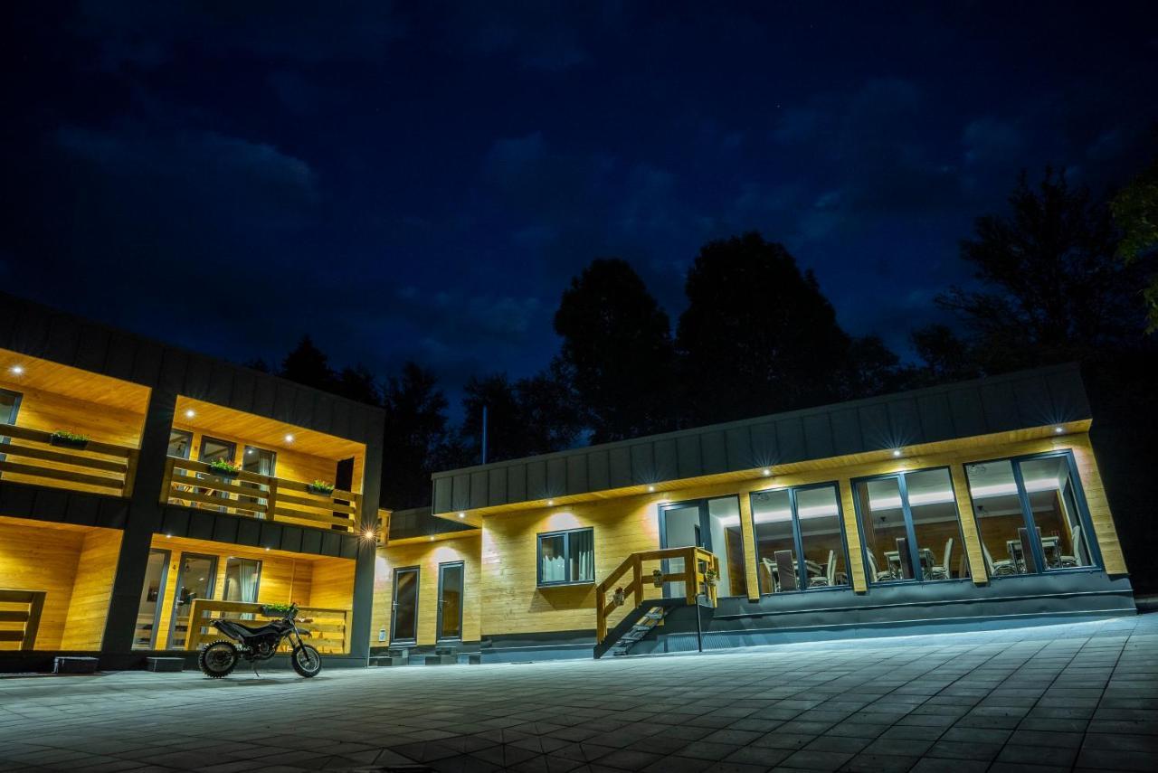 Bed and Breakfast Casa Izvorul Negru Мойсей Экстерьер фото